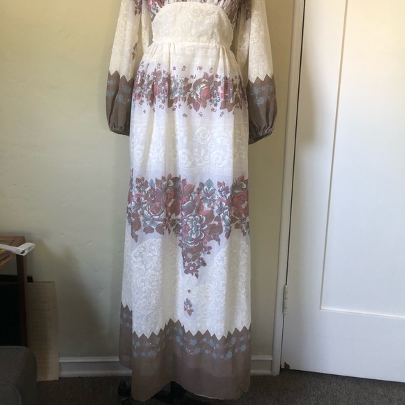 1970s Prairie Dress Small Floral Cottagecore Gown - Picture 4 of 11